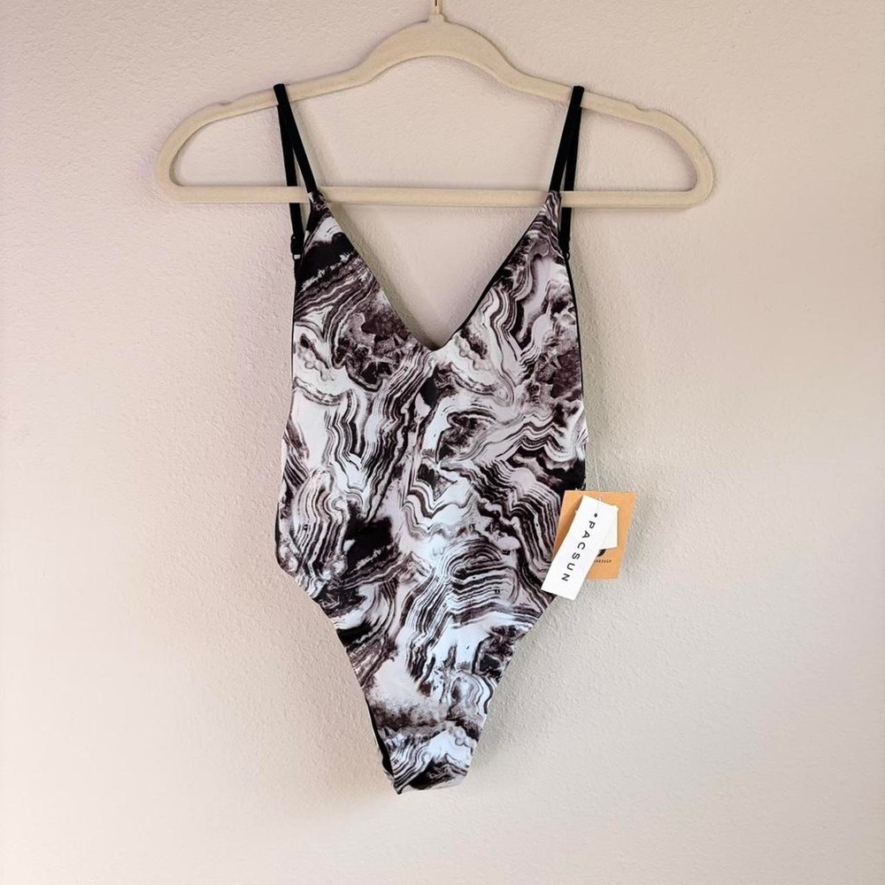 New Pacsun Reef Black & White One-Piece Reversible Swimsuit xs